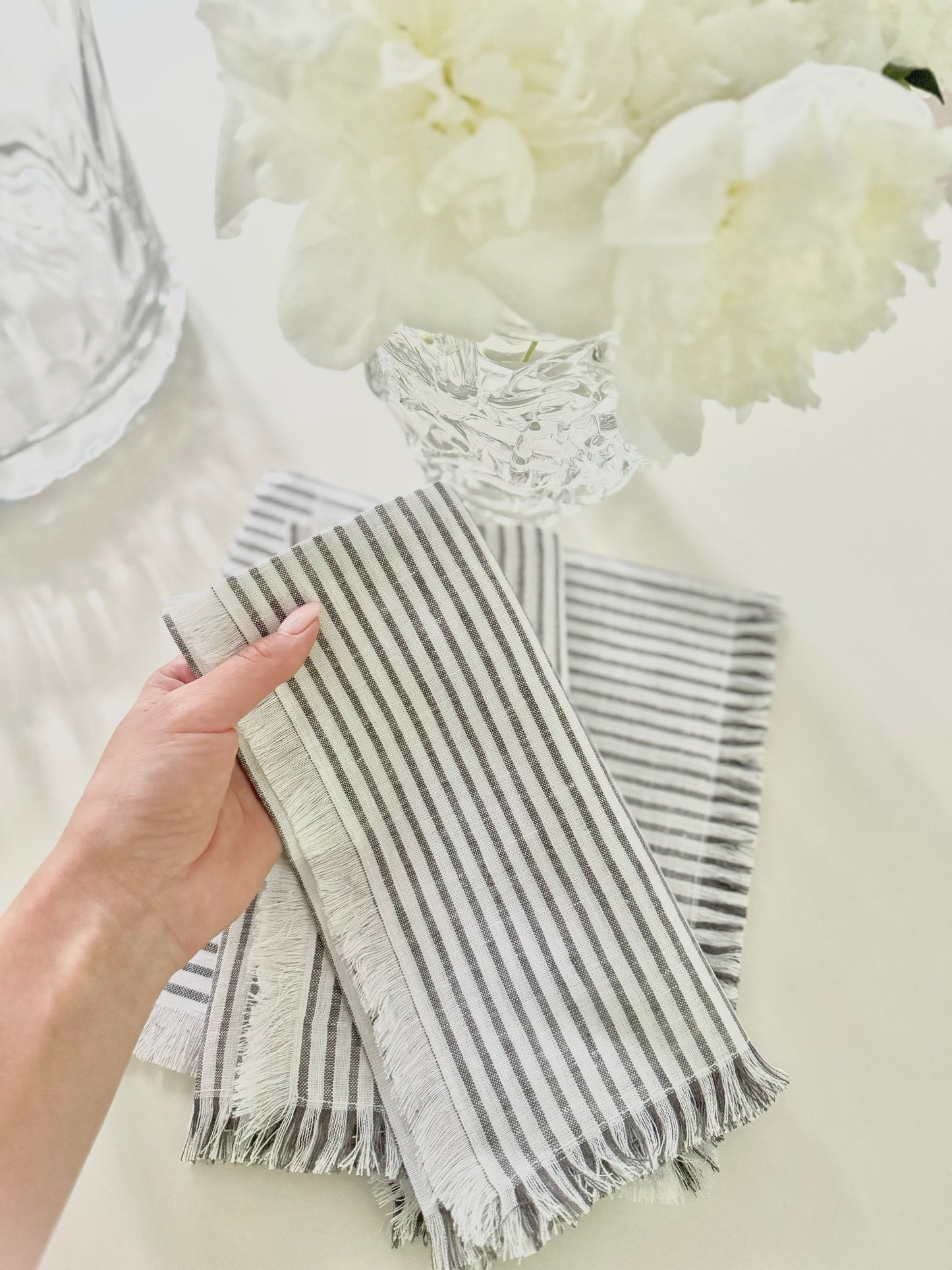 Coastal Fringe Linen Napkins (Set of 4)